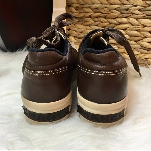 SOLD Skechers Dark Brown Chunky Platform Sneakers | Chunky platform sneakers, Platform sneakers 